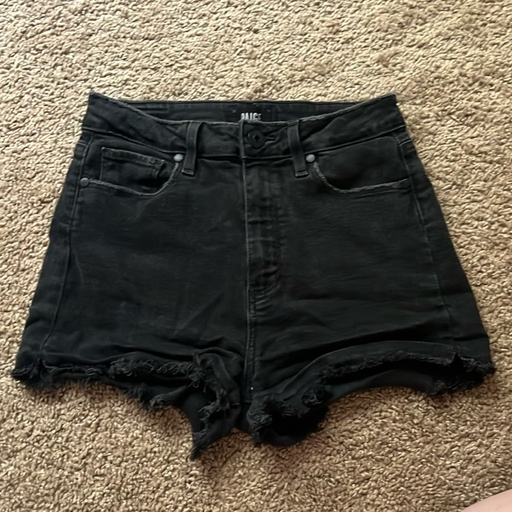 Paige Shorts size 26
